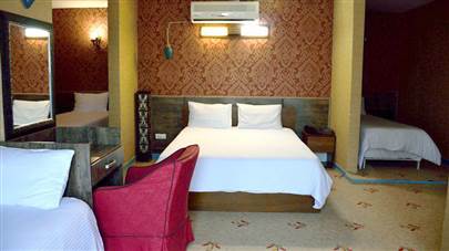 اتاق چهار تخته هتل سنتی اصفهان اتاق چهار تخته هتل سنتی اصفهان